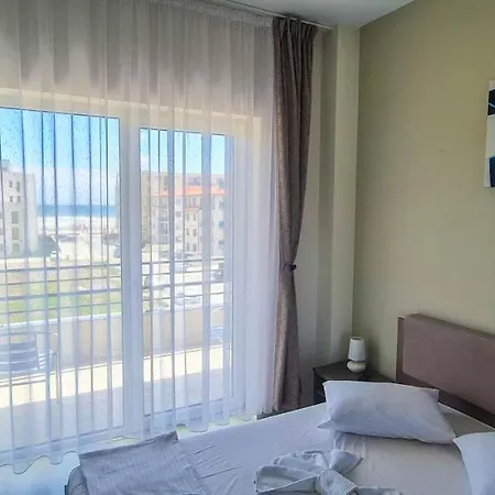 Luiza - Bavaro - Mamaia Nord