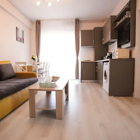 Luiza Apartament - Bavaro - Mamaia Nord Apartment Navodari